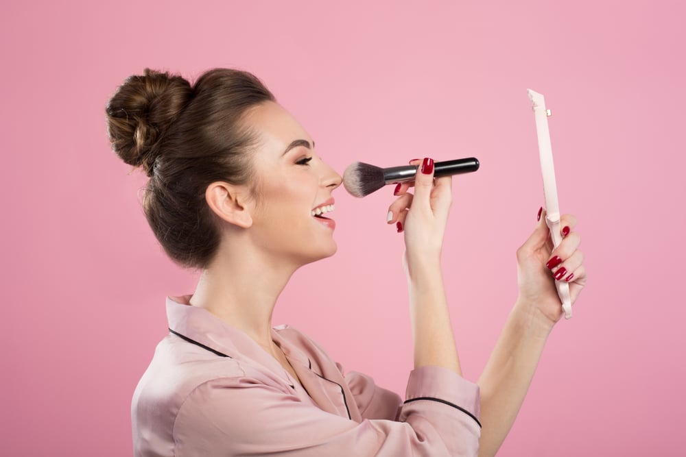 Fix,Makeup.,Profile,Of,Cheerful,Young,Female,Is,Standing,With
